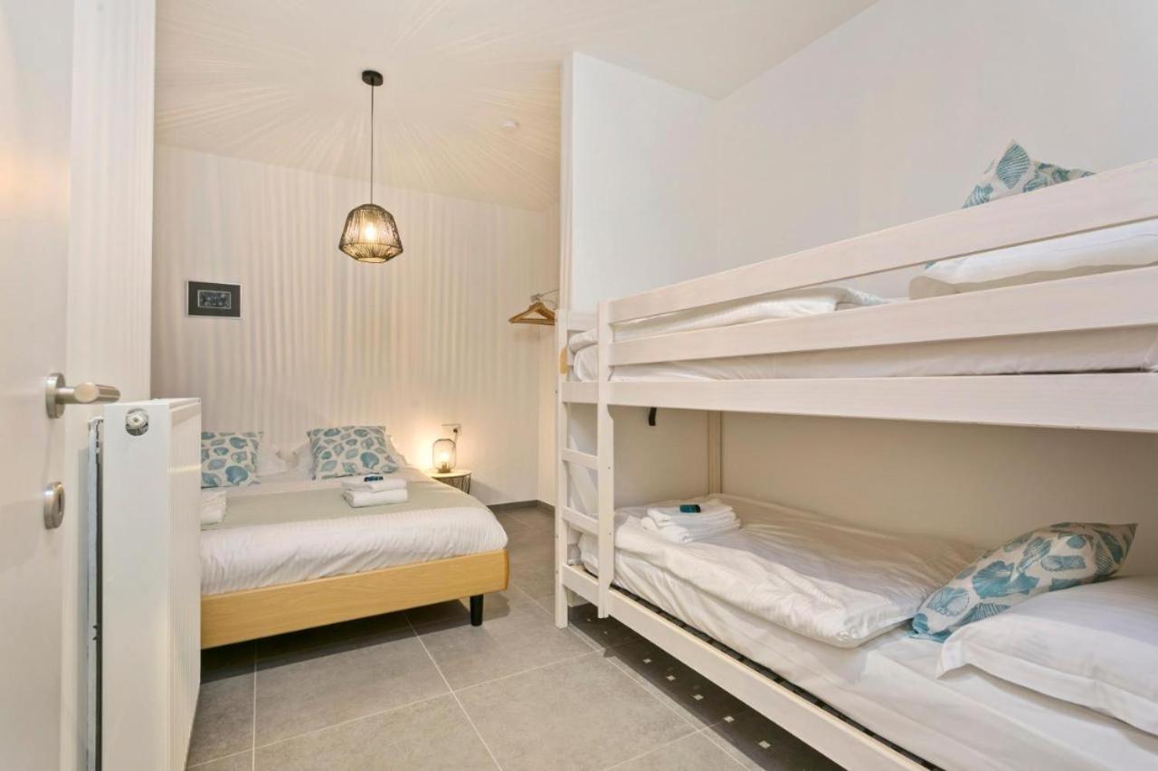 Delightful family apartment at only 50 meters from the beach / Panne A Côte La Panne Extérieur photo