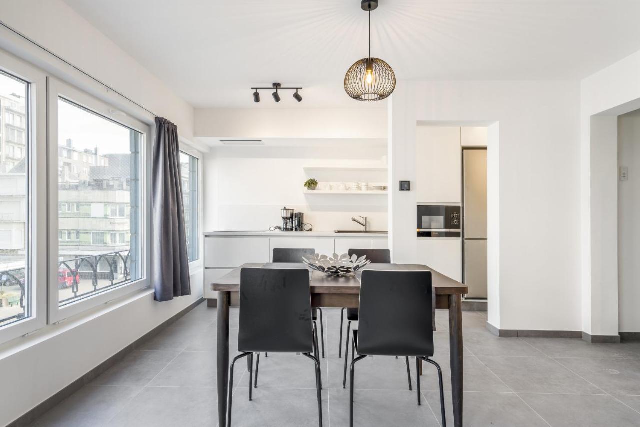 Delightful family apartment at only 50 meters from the beach / Panne A Côte La Panne Extérieur photo