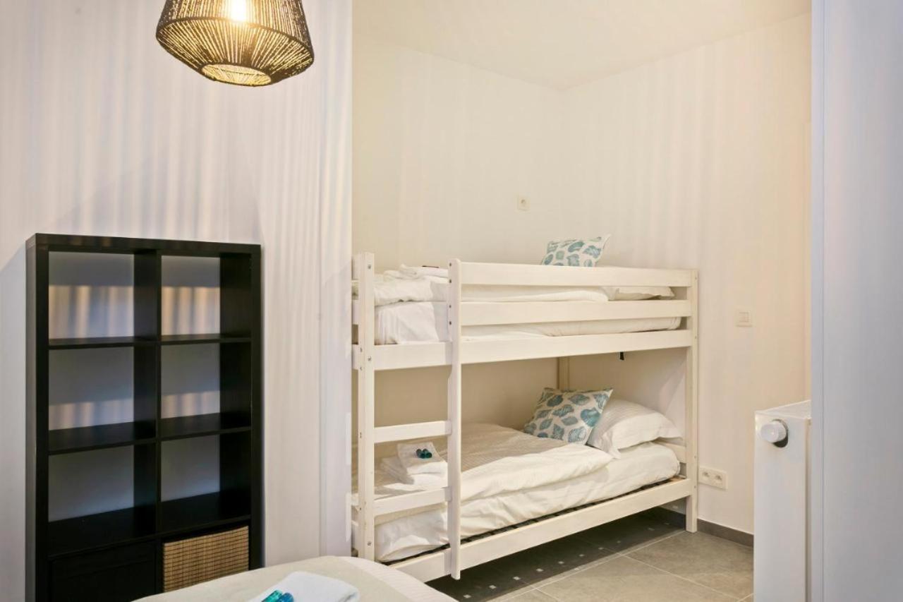 Delightful family apartment at only 50 meters from the beach / Panne A Côte La Panne Extérieur photo