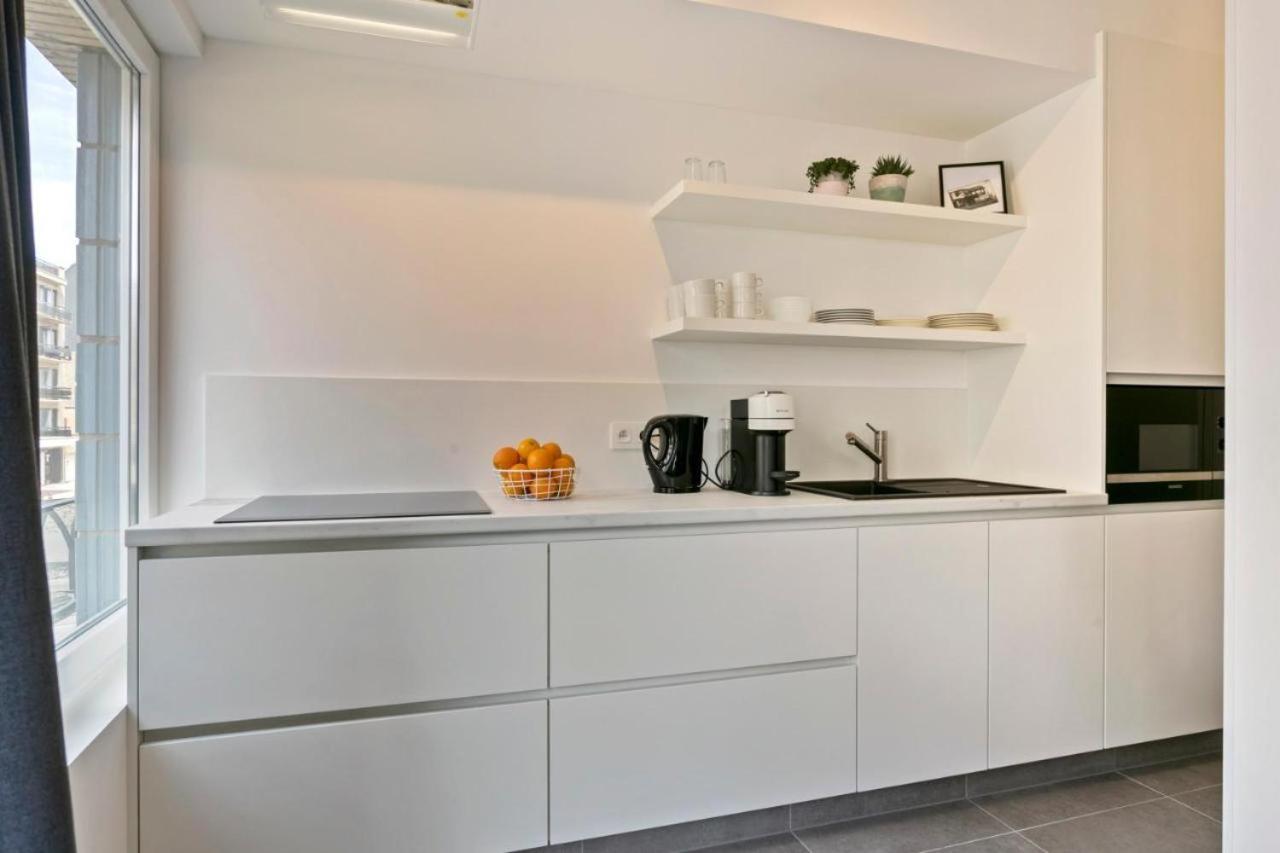 Delightful family apartment at only 50 meters from the beach / Panne A Côte La Panne Extérieur photo